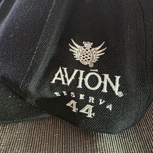 Avión Black Cap